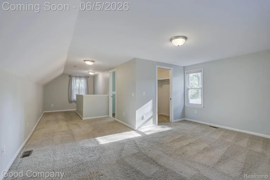 1218 Hoffman Avenue Royal Oak City MI 48067