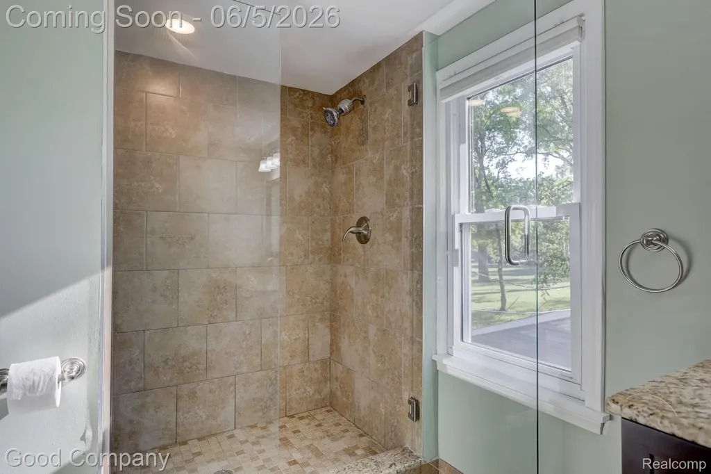 1218 Hoffman Avenue Royal Oak City MI 48067