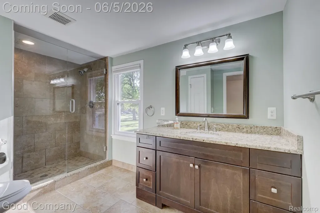 1218 Hoffman Avenue Royal Oak City MI 48067