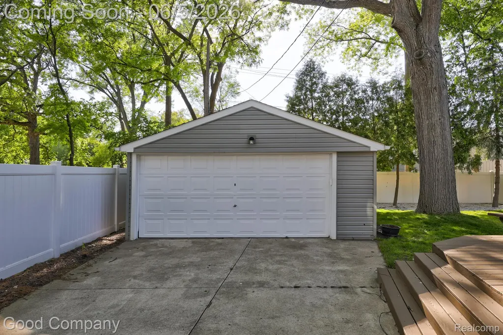 1218 Hoffman Avenue Royal Oak City MI 48067