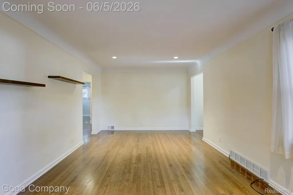 1218 Hoffman Avenue Royal Oak City MI 48067