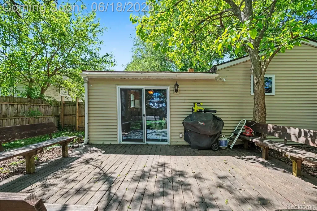 204 W Monroe Street Durand City MI 48429