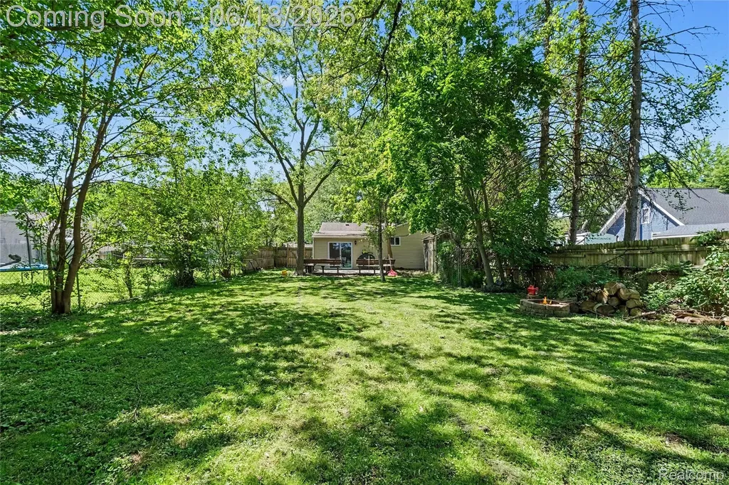 204 W Monroe Street Durand City MI 48429