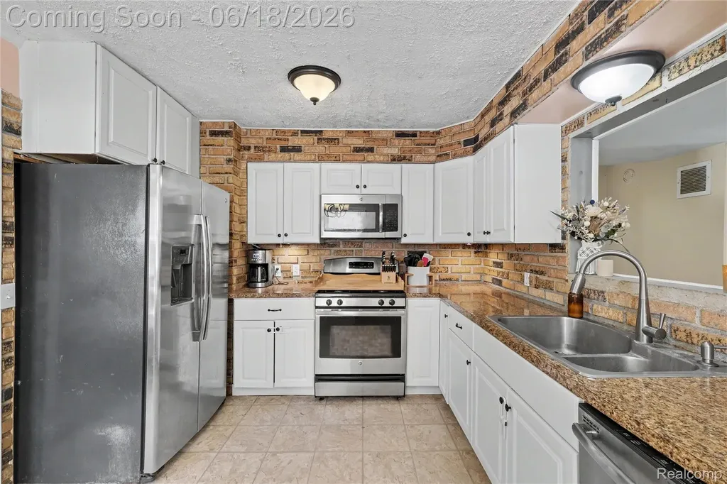 204 W Monroe Street Durand City MI 48429
