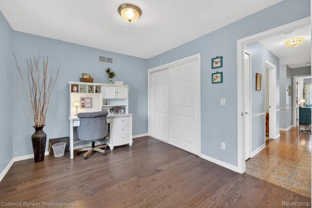 4380 Warwick Circle Drive Grand Blanc City MI 48439