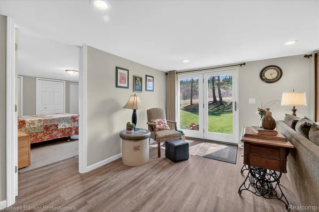4380 Warwick Circle Drive Grand Blanc City MI 48439