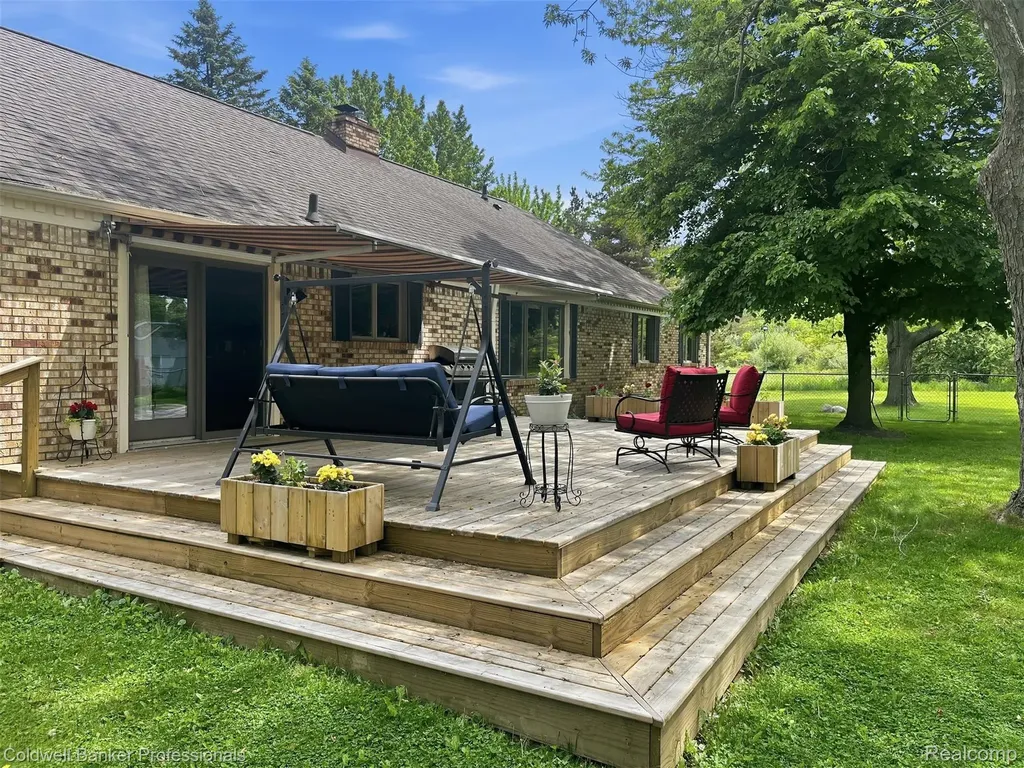 4380 Warwick Circle Drive Grand Blanc City MI 48439