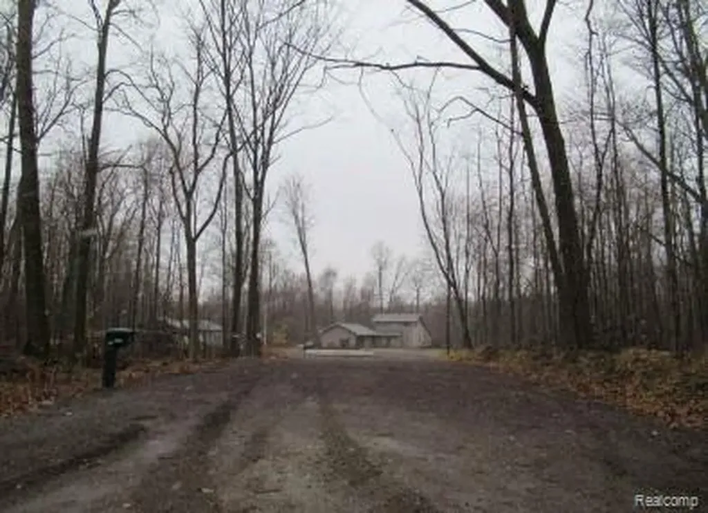 14510 Washburn Road Otter Lake Village MI 48464
