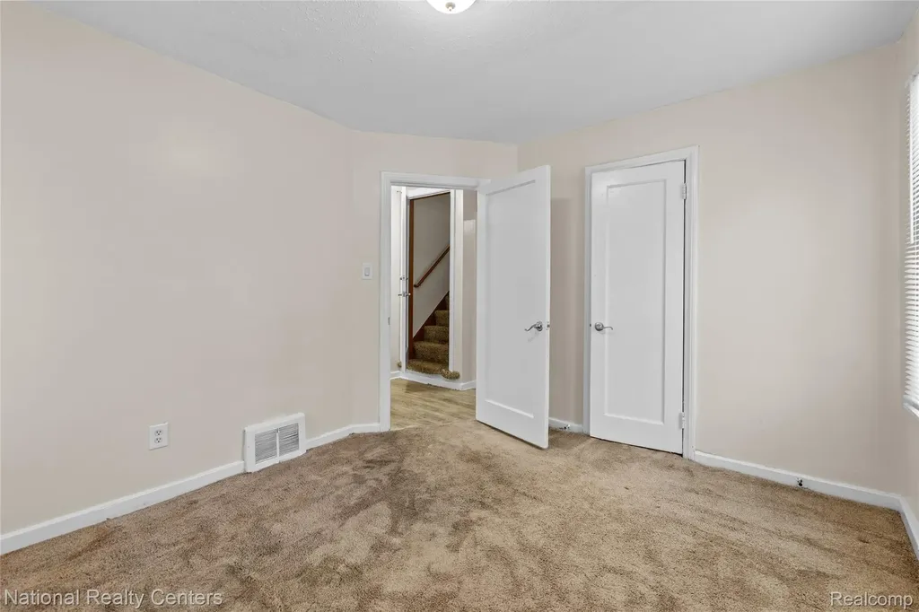 7635 Ashton Avenue Detroit City MI 48228