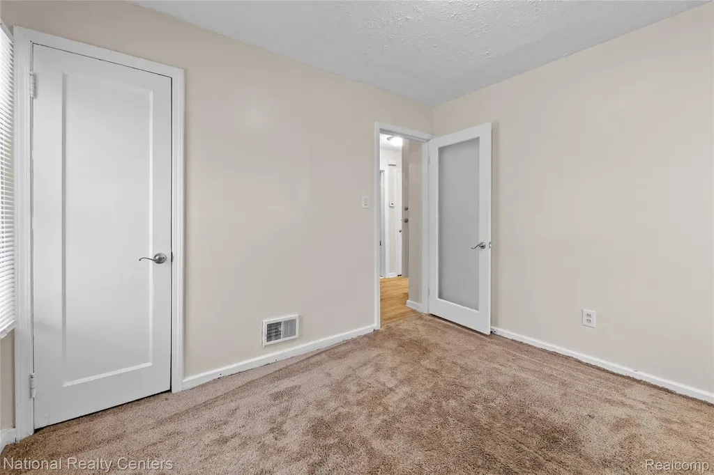 7635 Ashton Avenue Detroit City MI 48228