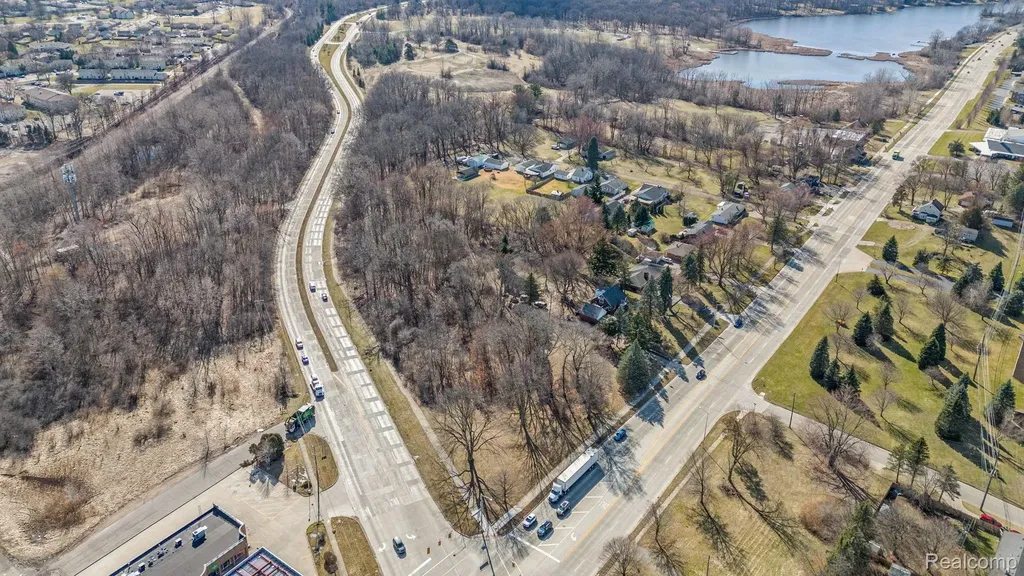 405 W Walton Boulevard Pontiac City MI 48340