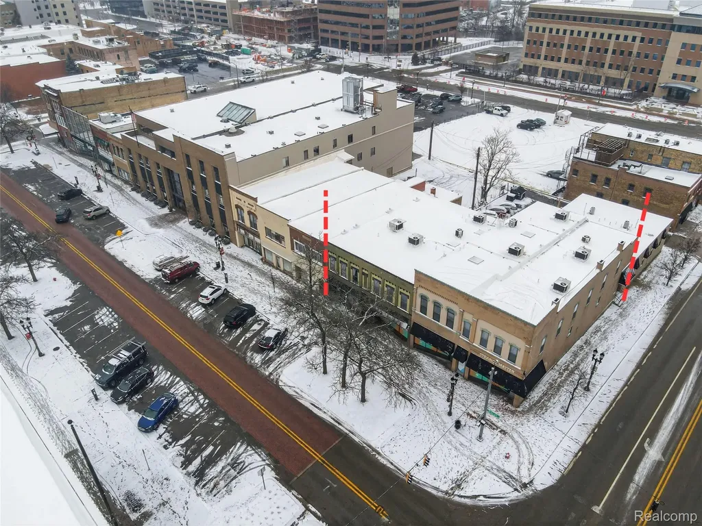 329-337 S Washington Square Lansing City MI 48933