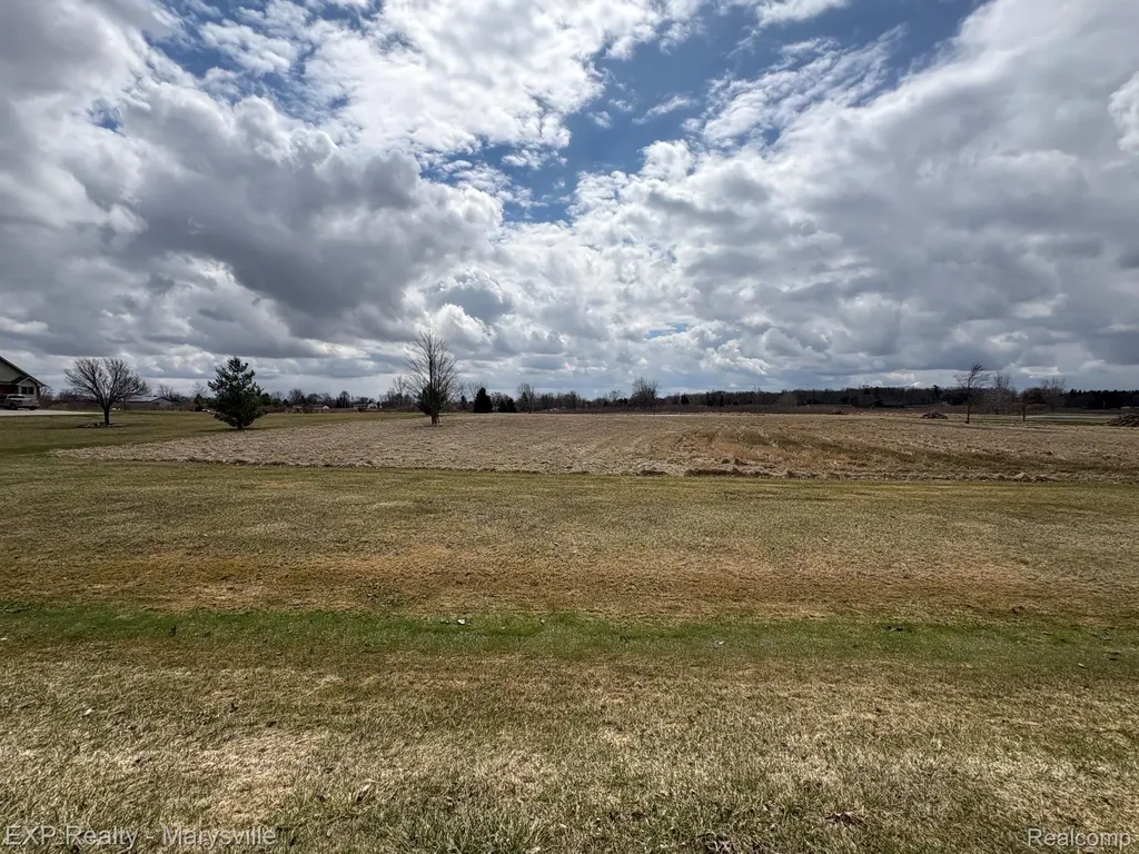 1 Putt-r Drive Putt-r Drive Mussey Township MI 48014