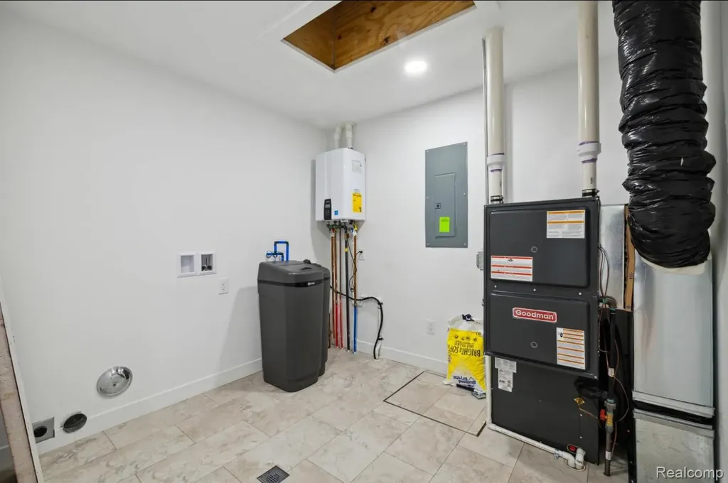 13375 Lenmoore Road Van Buren Charter Township MI 48111