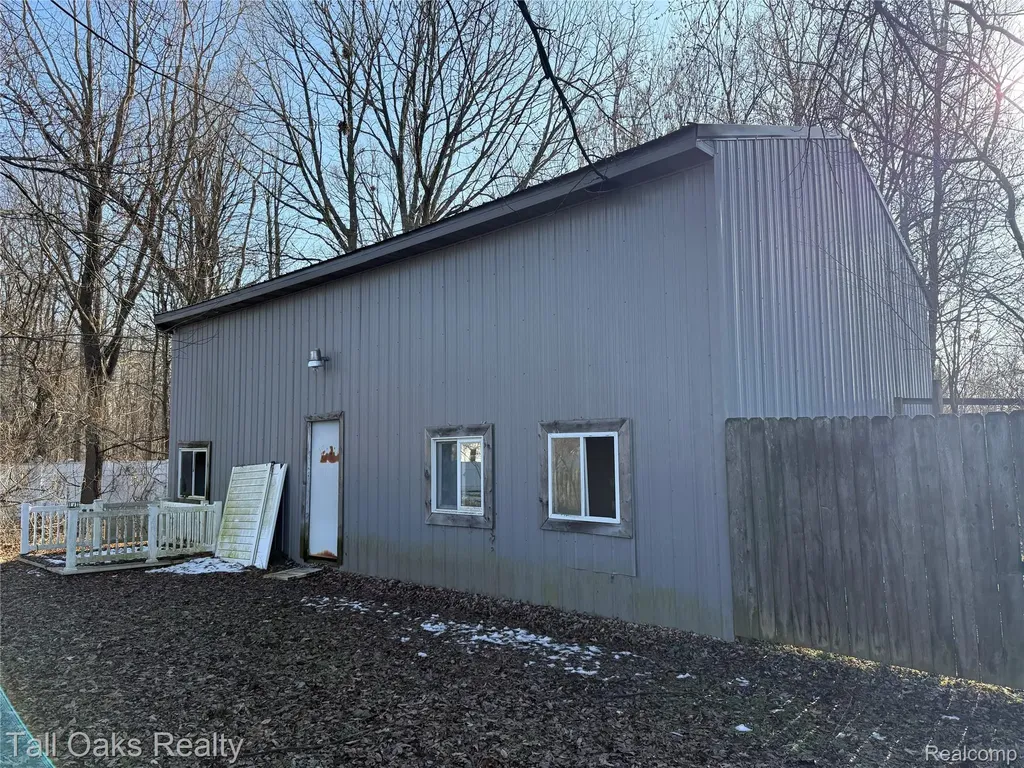 6054 E Pierson Road Genesee Charter Township MI 48506