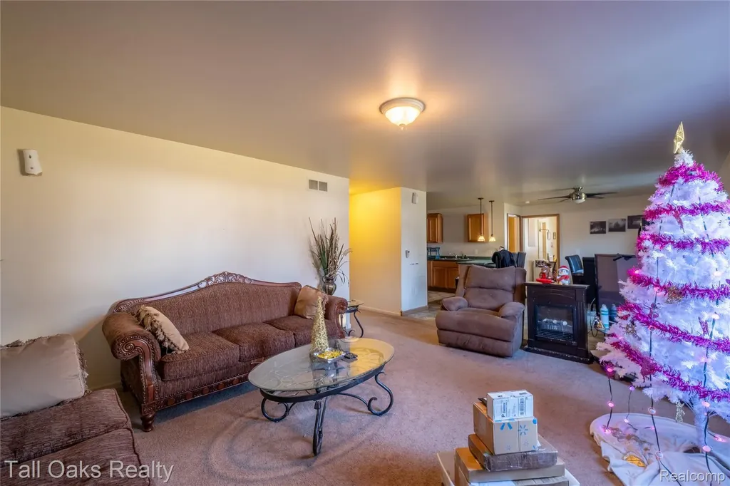 6054 E Pierson Road Genesee Charter Township MI 48506