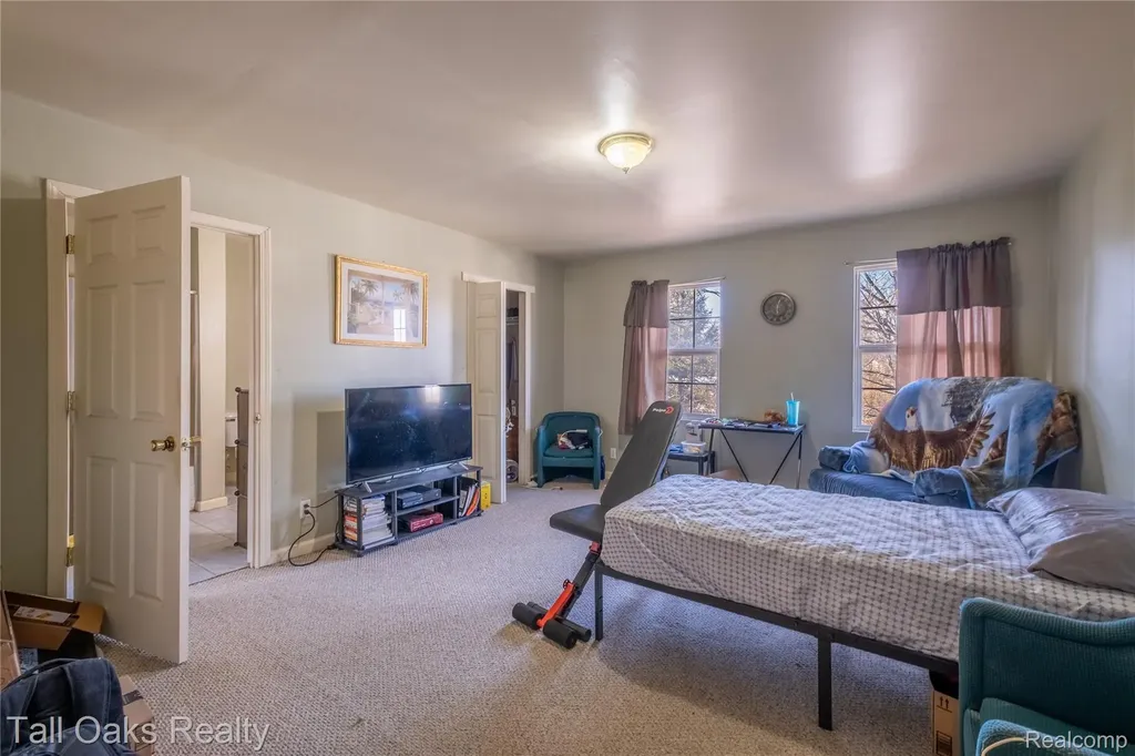 6054 E Pierson Road Genesee Charter Township MI 48506