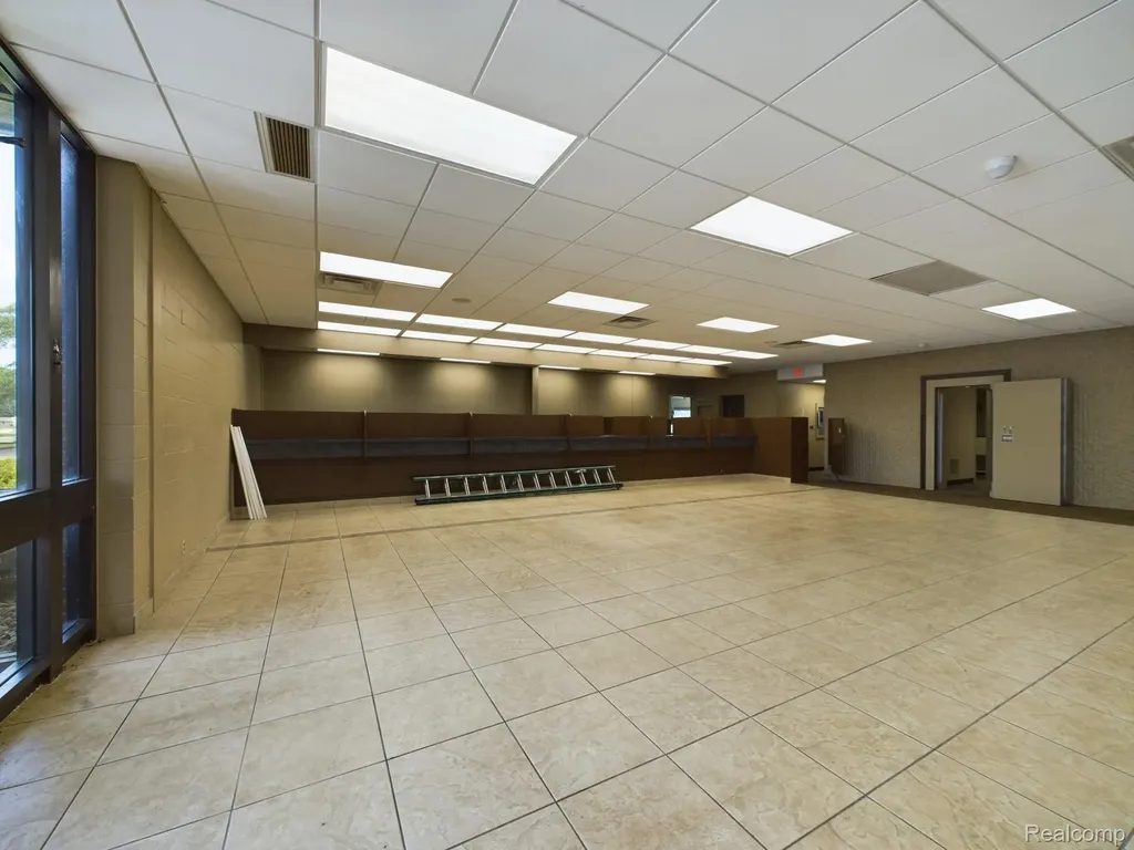 4154 Davison Road Burton City MI 48509