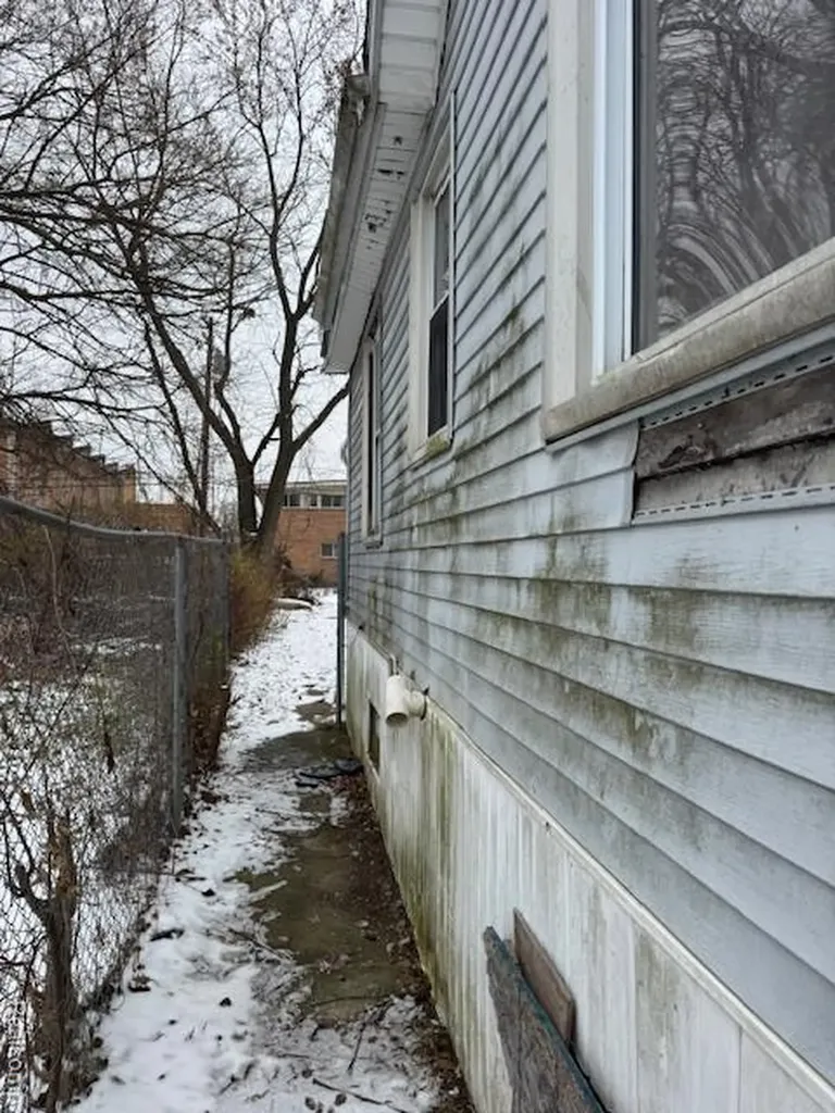 14298 Chelsea Street Detroit City MI 48213