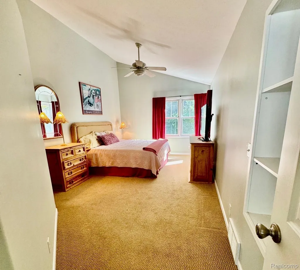 11536 Oak Grove Road Grand Haven City MI 49417
