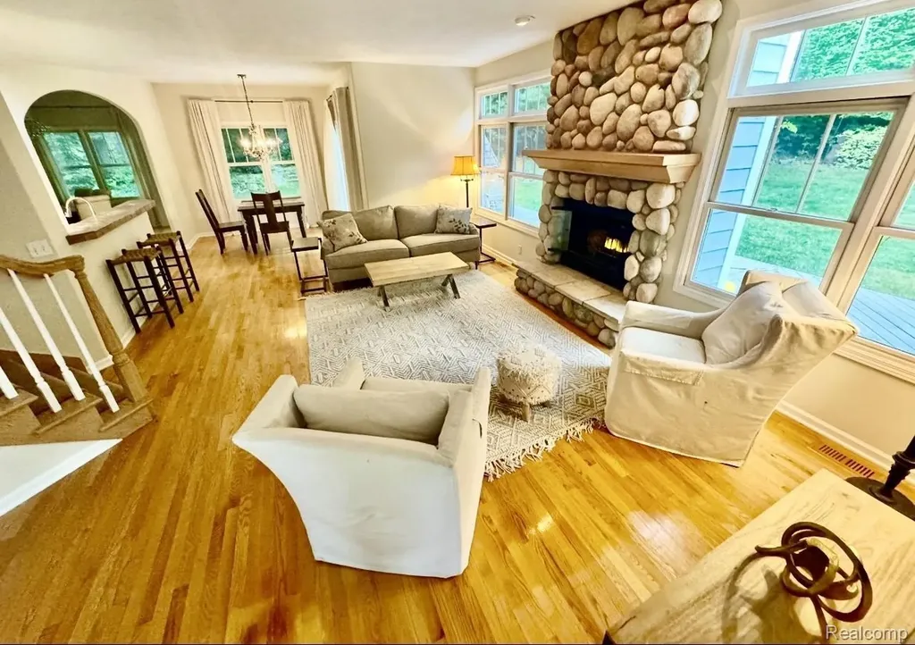 11536 Oak Grove Road Grand Haven City MI 49417