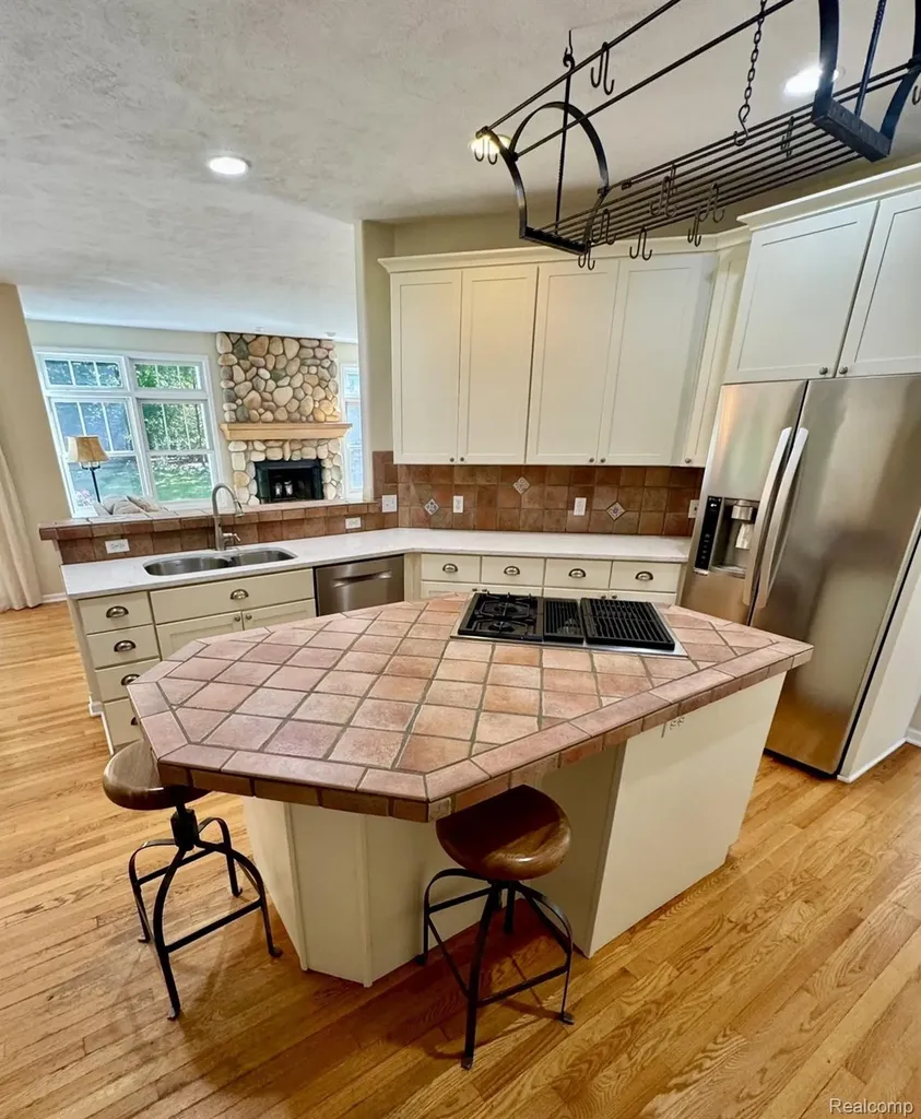 11536 Oak Grove Road Grand Haven City MI 49417