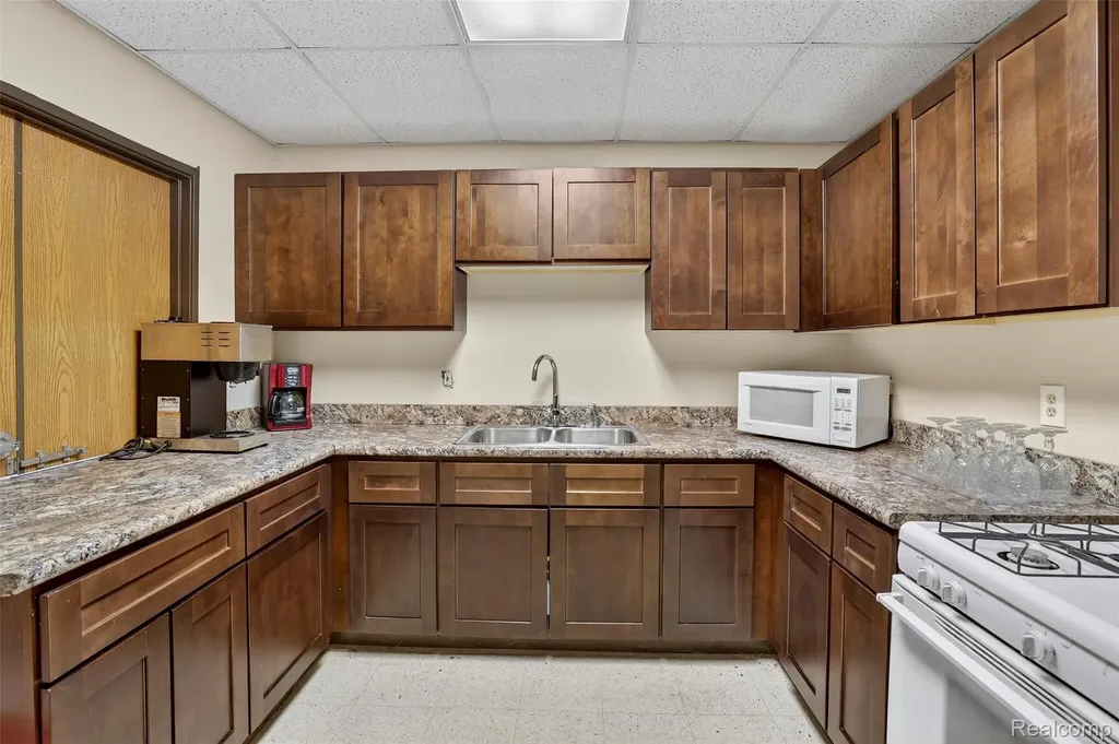 895 North Street Vassar City MI 48768