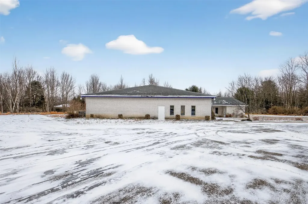 895 North Street Vassar City MI 48768