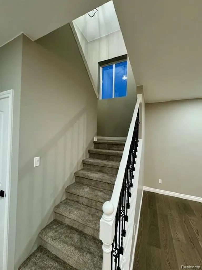 5573 Branch Street Sterling Heights City MI 48310