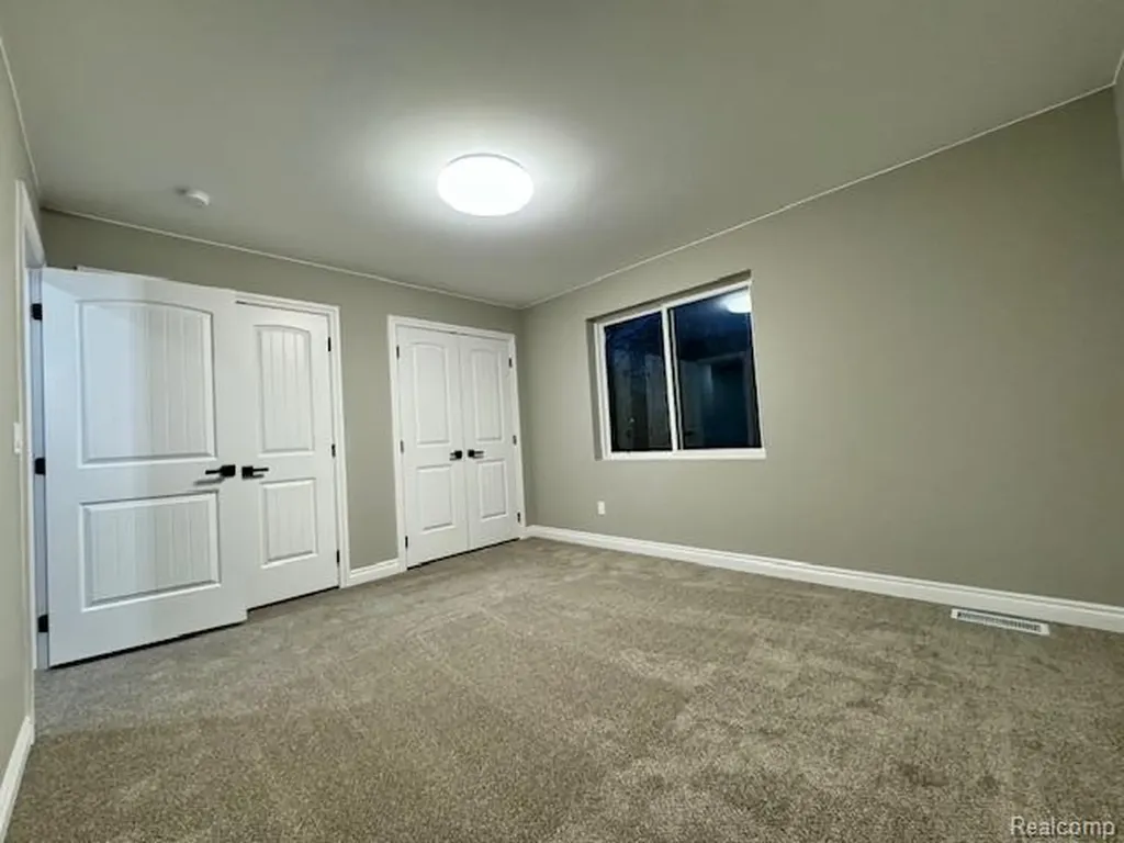 5573 Branch Street Sterling Heights City MI 48310