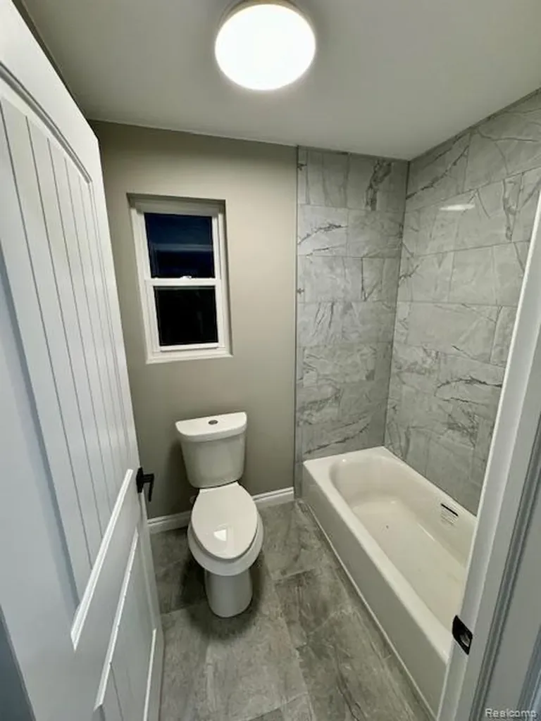 5573 Branch Street Sterling Heights City MI 48310