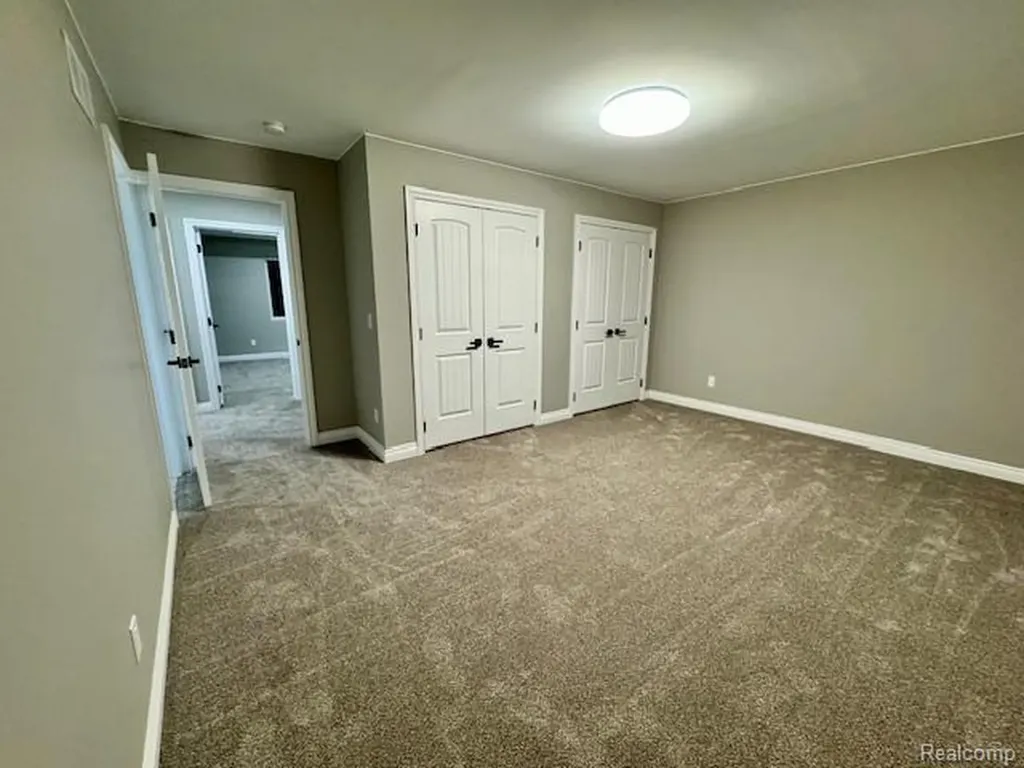 5573 Branch Street Sterling Heights City MI 48310