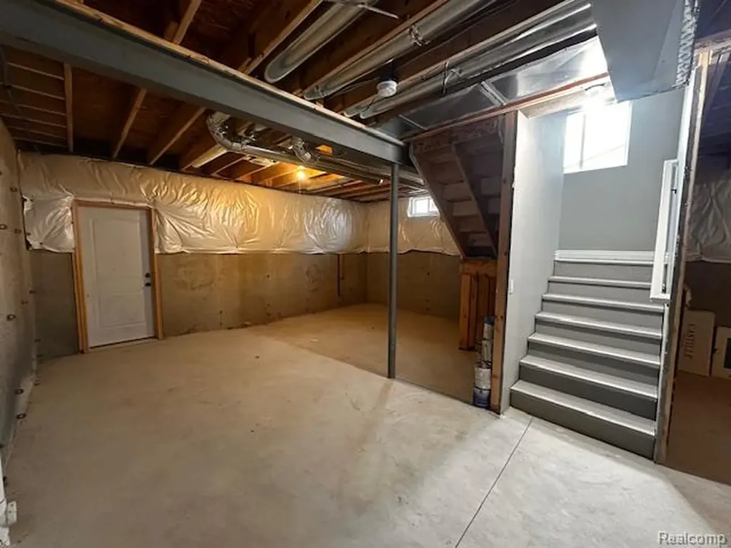 5573 Branch Street Sterling Heights City MI 48310