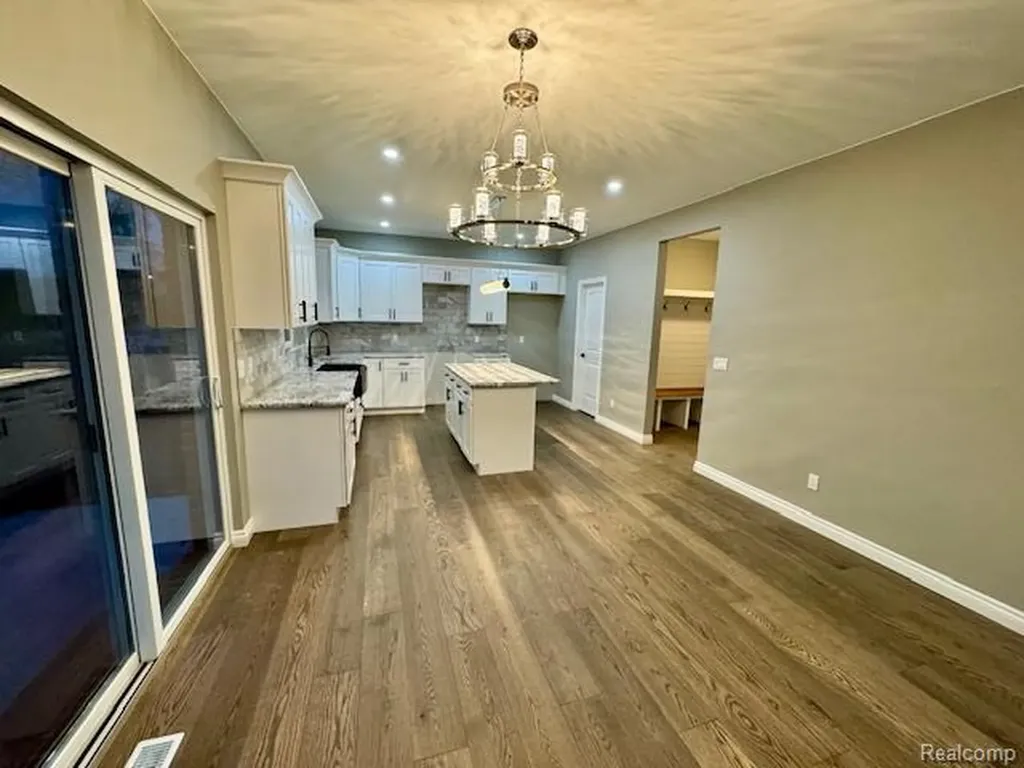 5573 Branch Street Sterling Heights City MI 48310