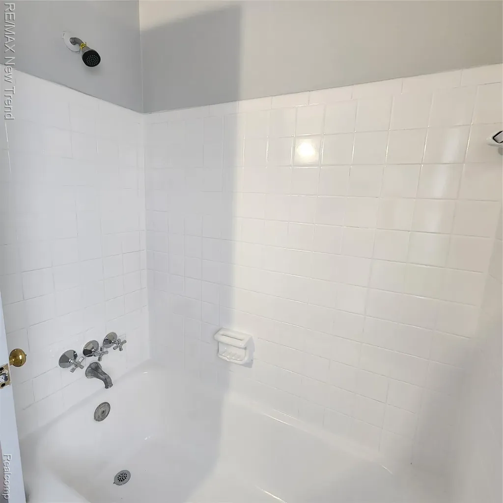 20834 Pembroke Avenue Detroit City MI 48219