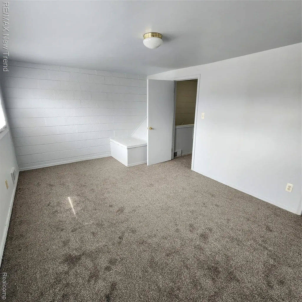 20834 Pembroke Avenue Detroit City MI 48219