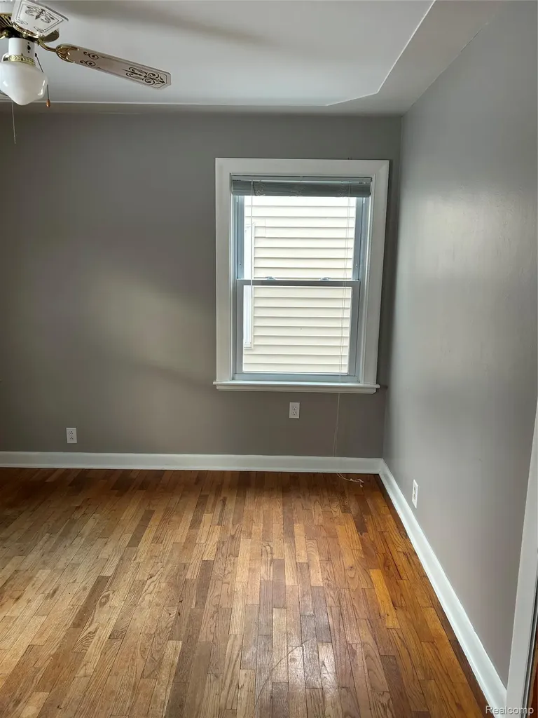 401 Richard Avenue Lansing City MI 48917
