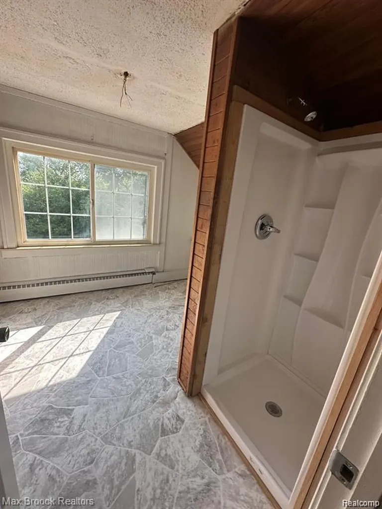 3484 Ann Arbor Saline Road Ann Arbor City MI 48103
