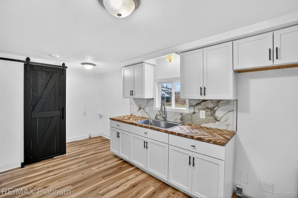15313 Livermore Road Unadilla Township MI 48169