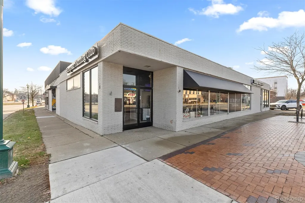 35501 W Michigan Avenue Wayne City MI 48184