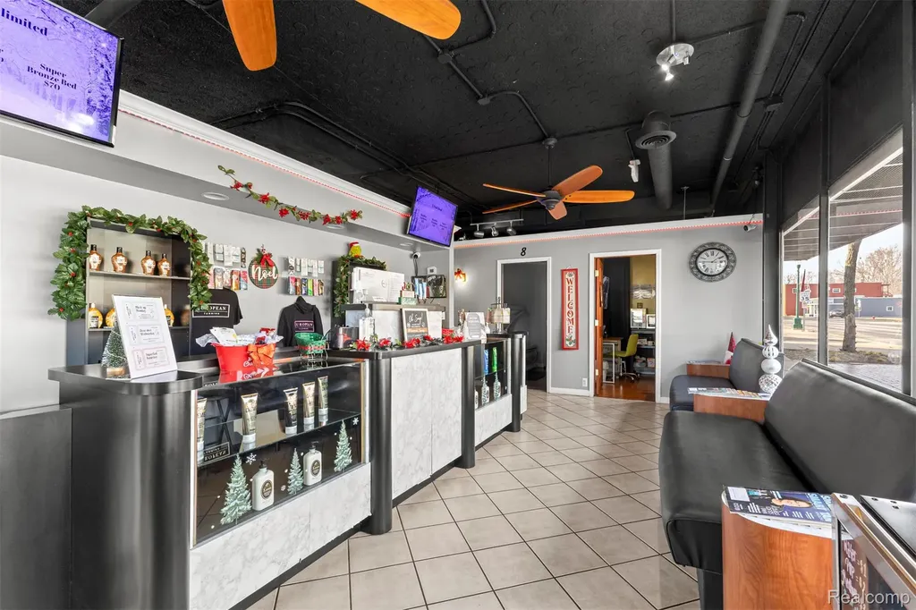 35501 W Michigan Avenue Wayne City MI 48184