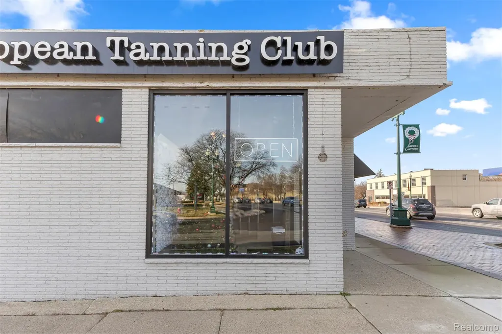 35501 W Michigan Avenue Wayne City MI 48184