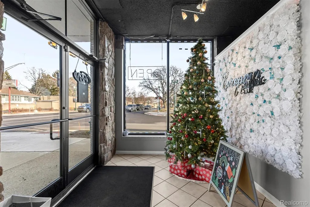 35501 W Michigan Avenue Wayne City MI 48184