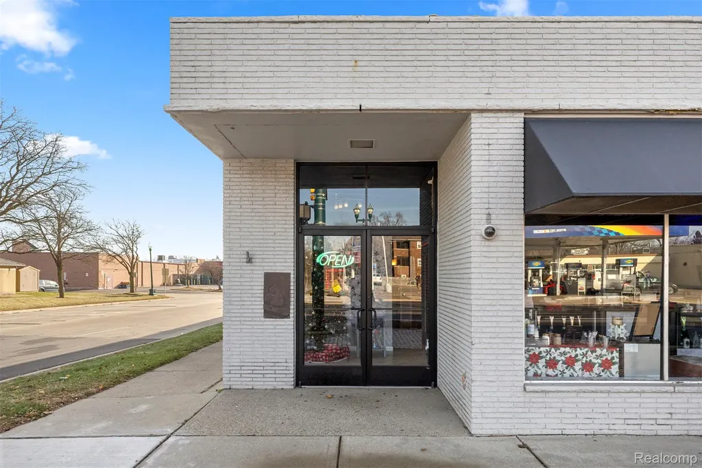 35501 W Michigan Avenue Wayne City MI 48184