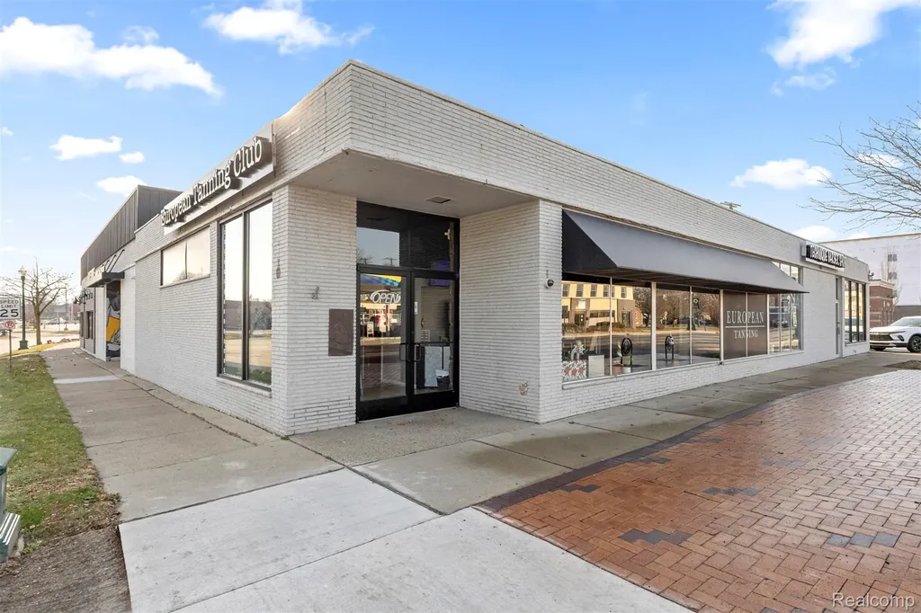 35501 W Michigan Avenue Wayne City MI 48184