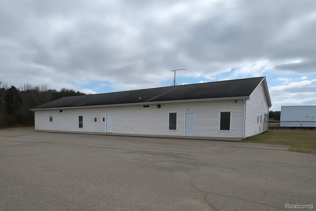 1379 Industrial Park Drive Edmore Village MI 48829