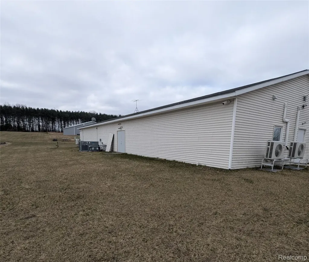 1379 Industrial Park Drive Edmore Village MI 48829