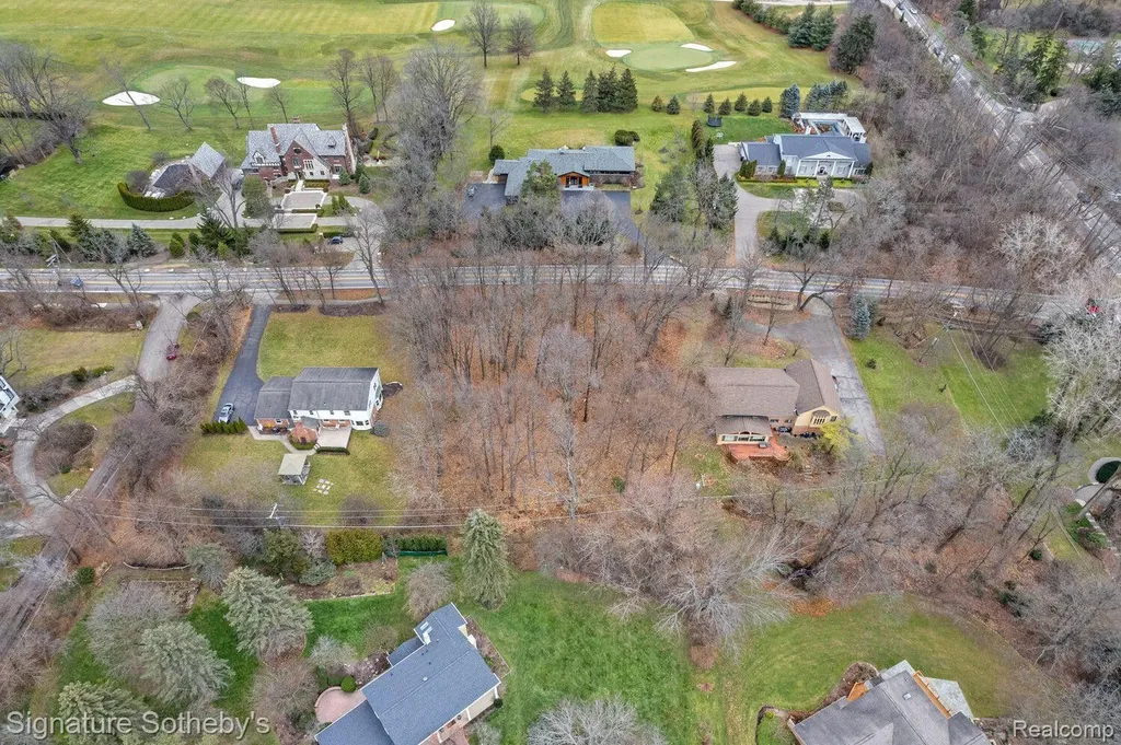 Ville Lahser Road Lot 76 Bloomfield Hills City MI 48302