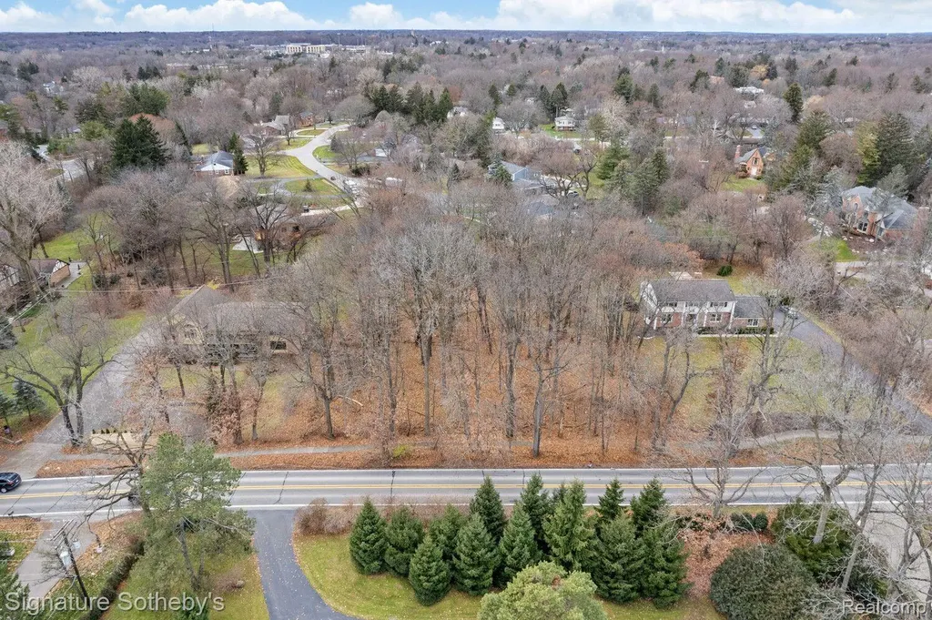 Ville Lahser Road Lot 76 Bloomfield Hills City MI 48302
