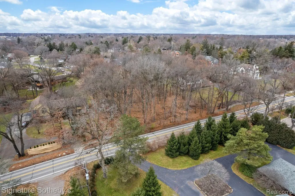 Ville Lahser Road Lot 76 Bloomfield Hills City MI 48302
